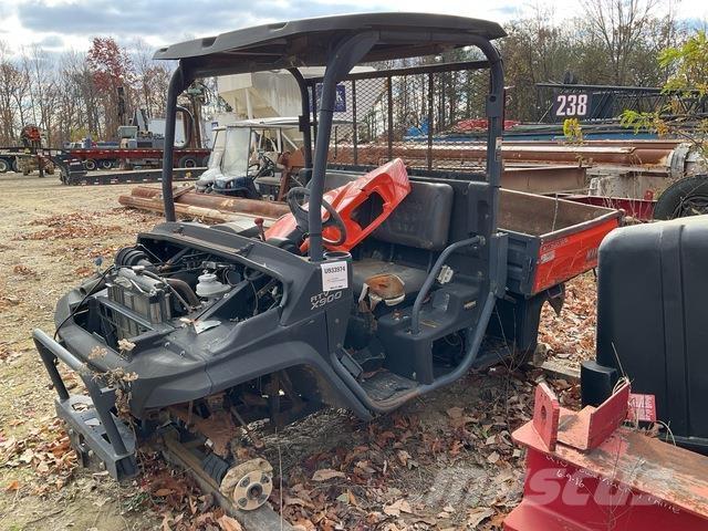 Kubota RTV-900 Pomoćne mašine
