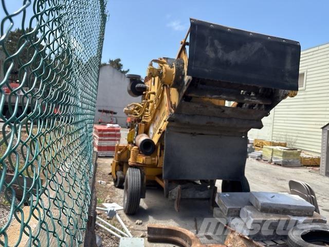 Lincoln 660AXL Asfaltni finišeri