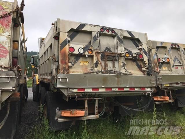 Mack 700 Snežne daske i plugovi