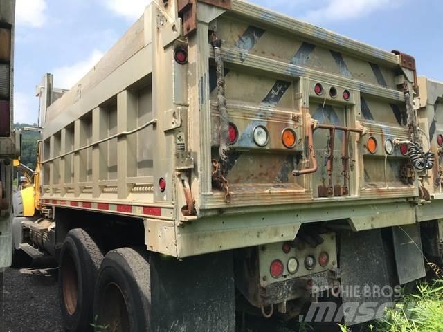 Mack 700 Snežne daske i plugovi