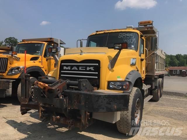 Mack 700 Snežne daske i plugovi