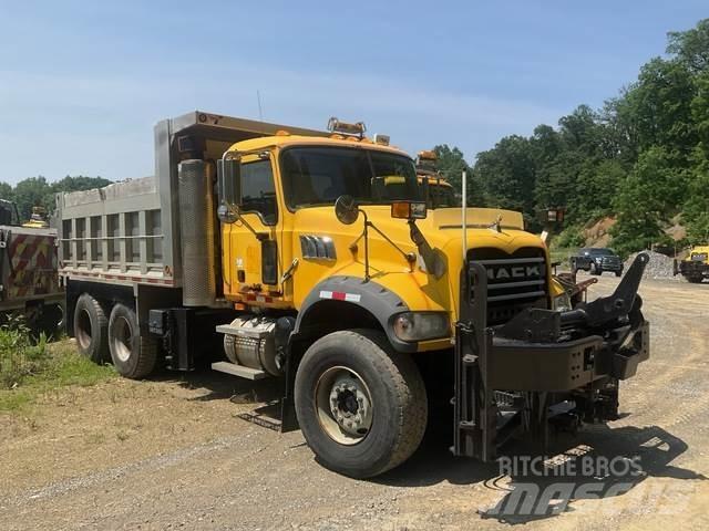 Mack 700 Snežne daske i plugovi