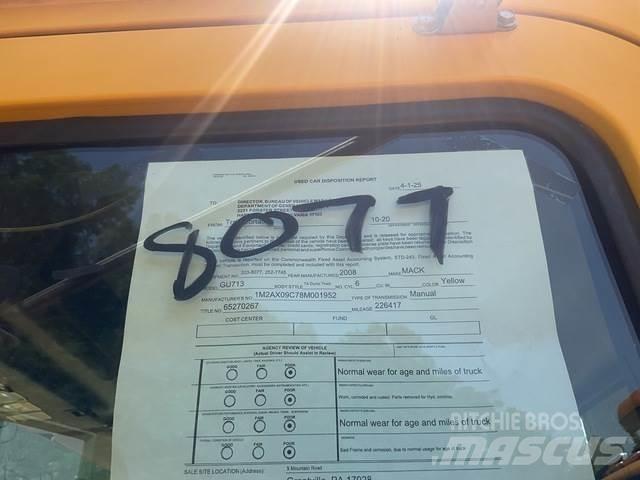 Mack 700 Snežne daske i plugovi