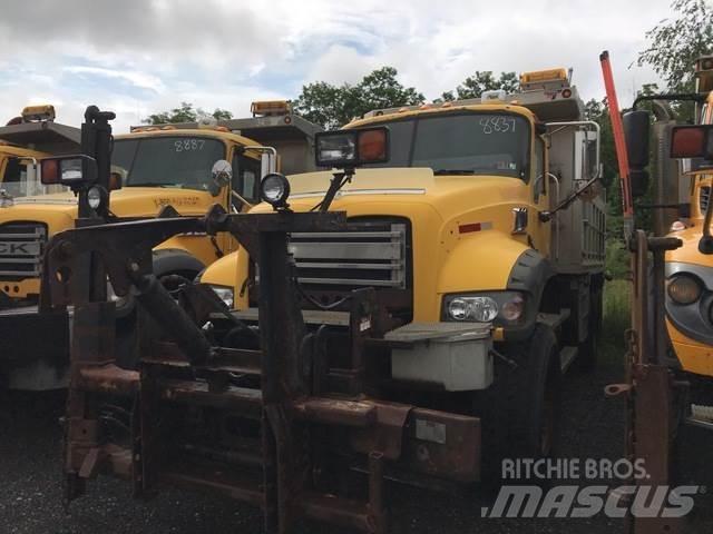 Mack 700 Snežne daske i plugovi