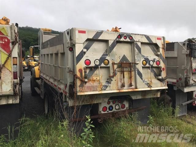 Mack 700 Snežne daske i plugovi