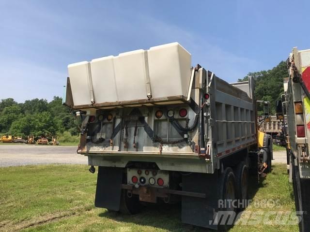 Mack 700 Snežne daske i plugovi