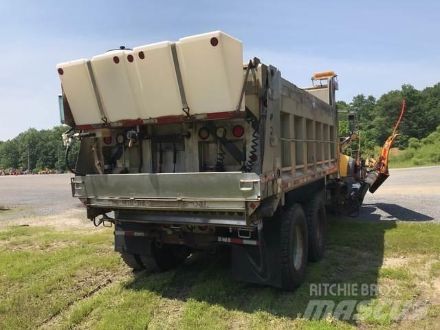 Mack 700 Snežne daske i plugovi