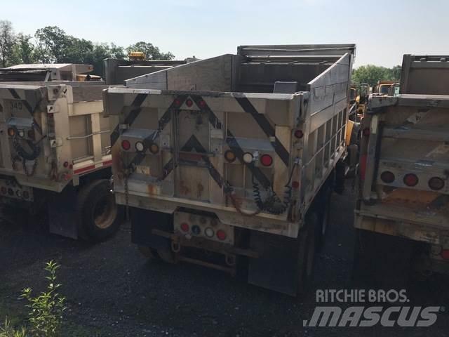 Mack 700 Snežne daske i plugovi