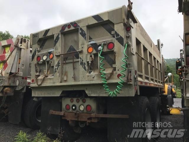Mack 700 Snežne daske i plugovi
