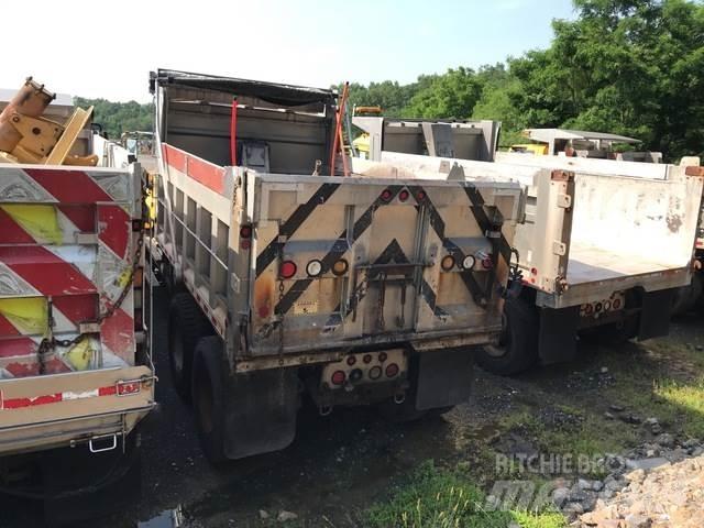 Mack 700 Snežne daske i plugovi