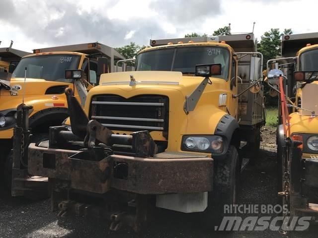 Mack 700 Snežne daske i plugovi