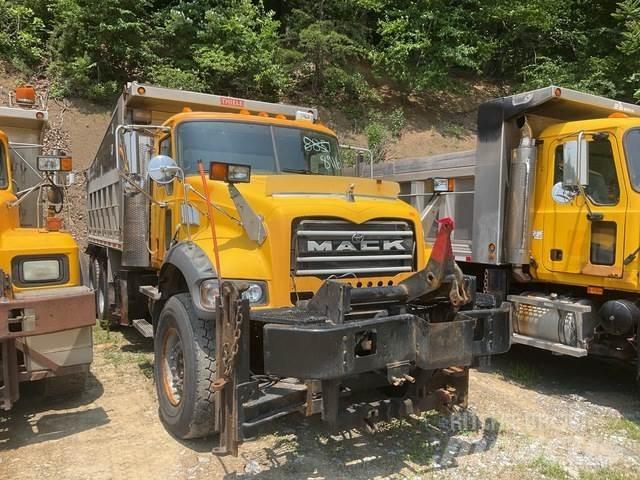 Mack 700 Snežne daske i plugovi