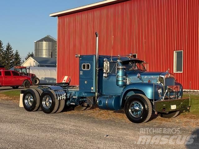 Mack B-61 Tegljači