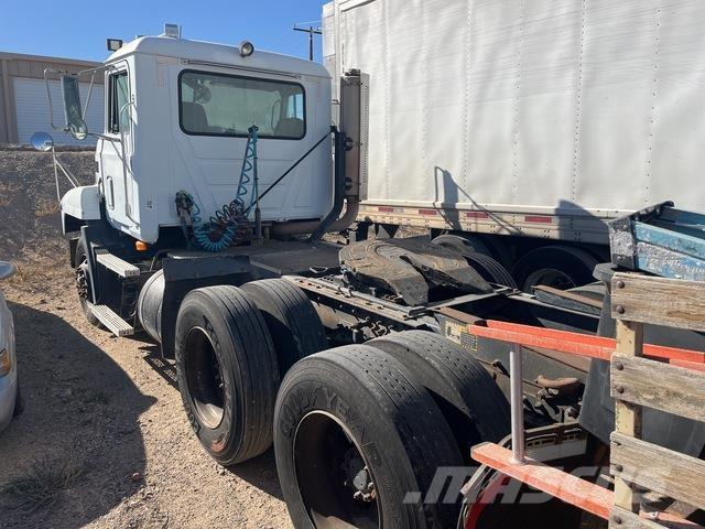 Mack CH613 Tegljači