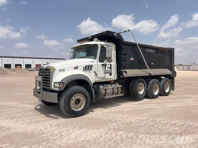 Mack CTP713 Kiperi kamioni