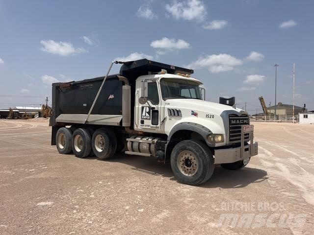 Mack CTP713 Kiperi kamioni