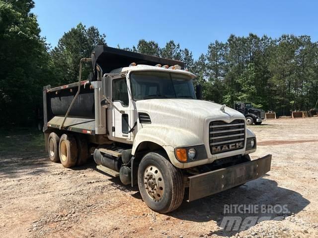 Mack CV700 Kiperi kamioni