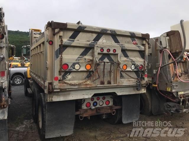 Mack CV700 Snežne daske i plugovi