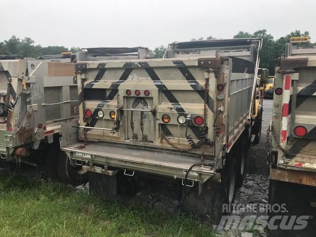 Mack CV700 Snežne daske i plugovi
