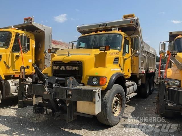 Mack CV700 Snežne daske i plugovi