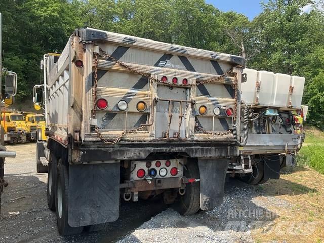 Mack CV700 Snežne daske i plugovi