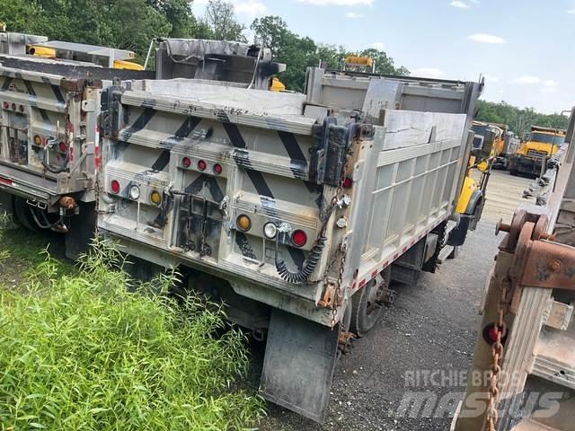 Mack CV700 Snežne daske i plugovi