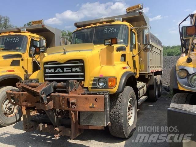 Mack CV700 Snežne daske i plugovi