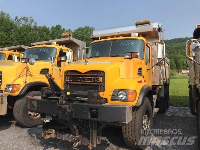 Mack CV700 Snežne daske i plugovi
