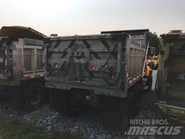 Mack CV700 Snežne daske i plugovi