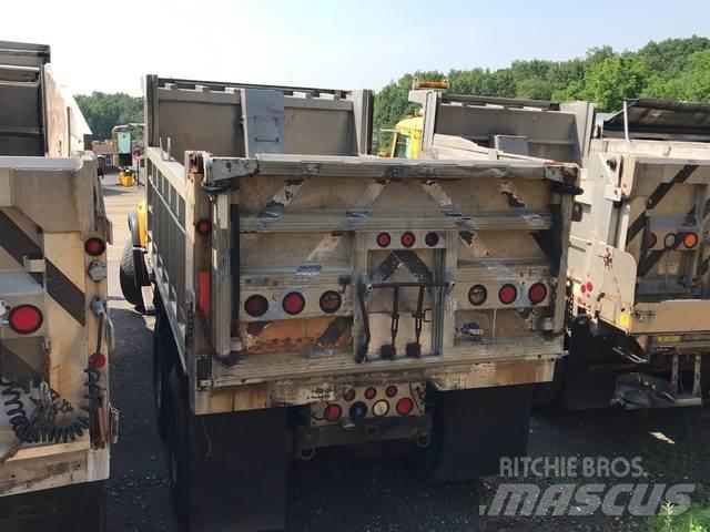 Mack CV700 Snežne daske i plugovi