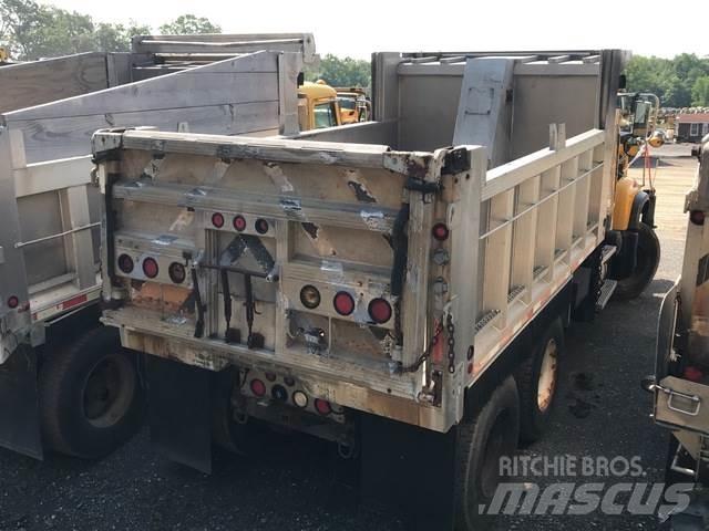 Mack CV700 Snežne daske i plugovi