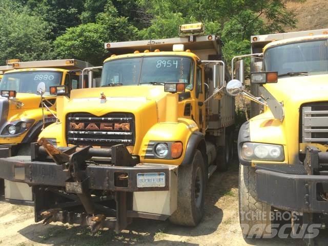 Mack CV700 Snežne daske i plugovi