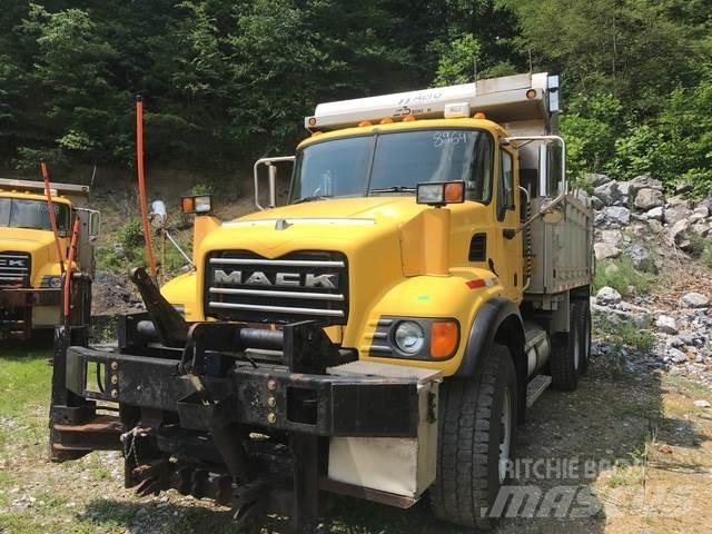 Mack CV700 Snežne daske i plugovi