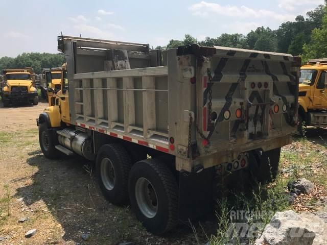 Mack CV700 Snežne daske i plugovi