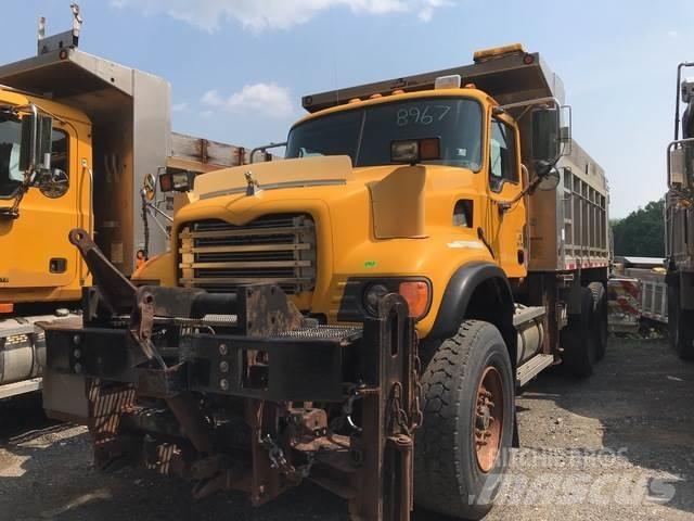 Mack CV700 Snežne daske i plugovi