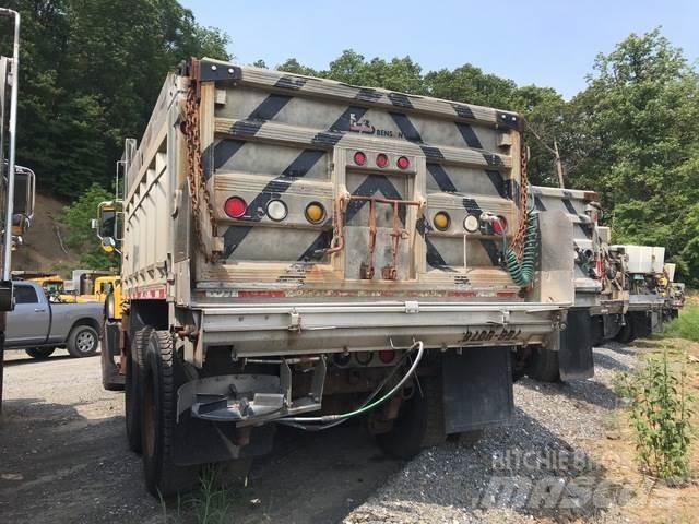 Mack CV700 Snežne daske i plugovi