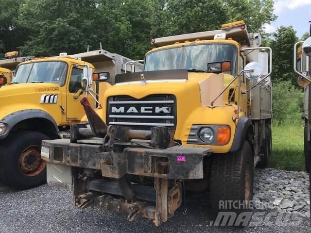 Mack CV700 Snežne daske i plugovi