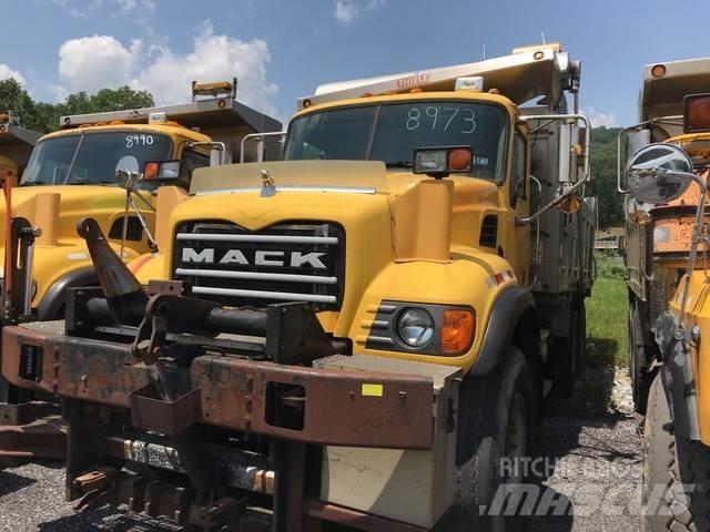 Mack CV700 Snežne daske i plugovi