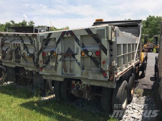 Mack CV700 Snežne daske i plugovi