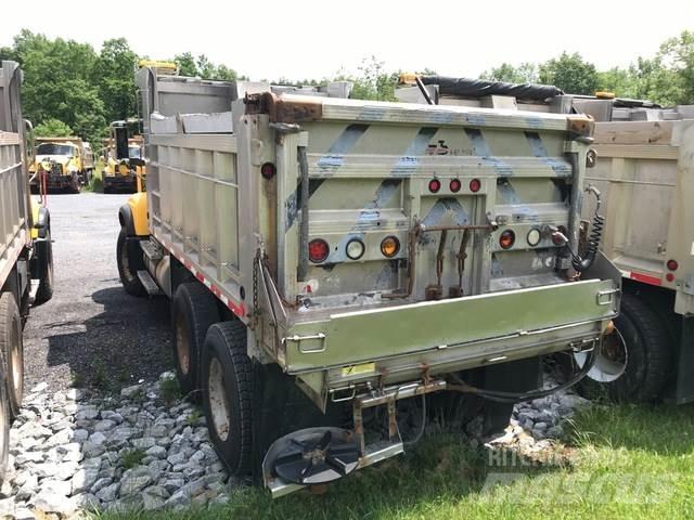 Mack CV700 Snežne daske i plugovi