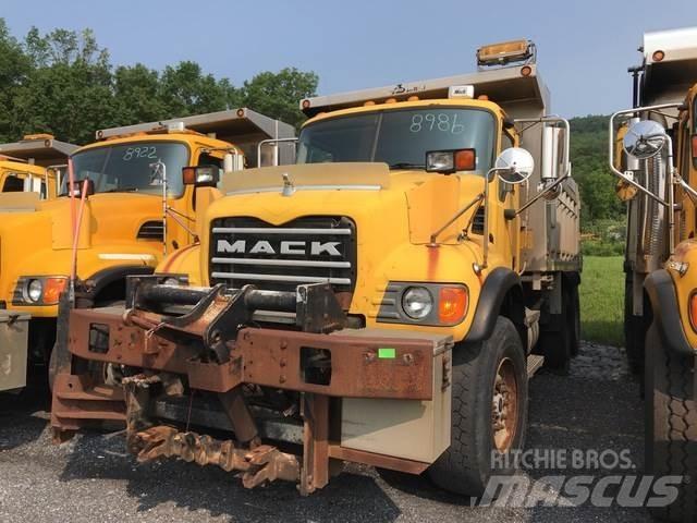 Mack CV700 Snežne daske i plugovi