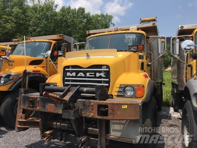 Mack CV700 Snežne daske i plugovi