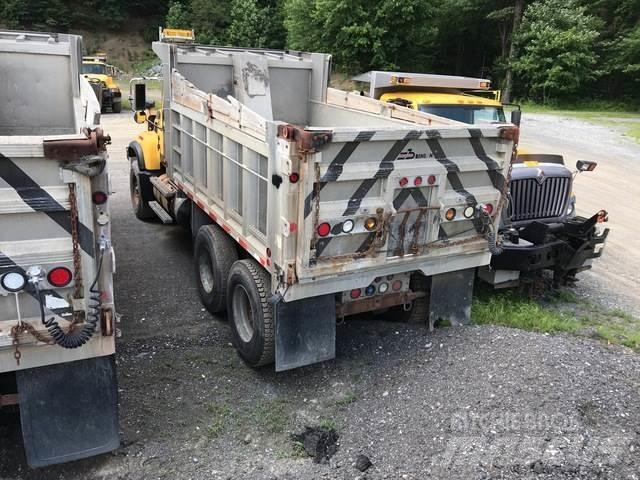 Mack CV700 Snežne daske i plugovi