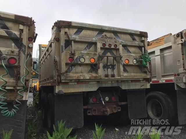 Mack CV700 Snežne daske i plugovi