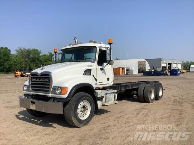 Mack CV713 Kabine i unutrašnjost