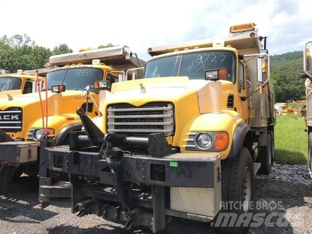 Mack CV713 Snežne daske i plugovi
