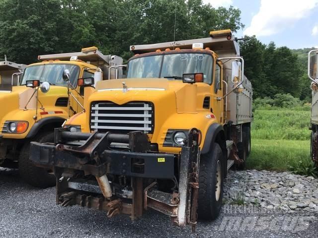 Mack CV713 Snežne daske i plugovi