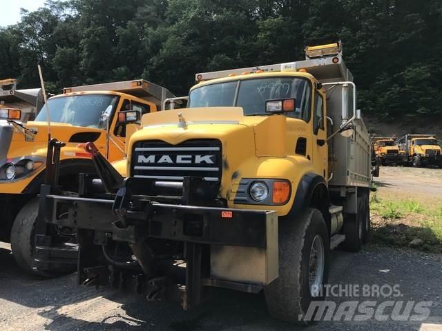 Mack CV713 Snežne daske i plugovi