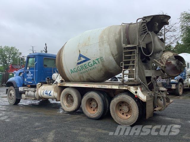 Mack CV713 Ostali kamioni