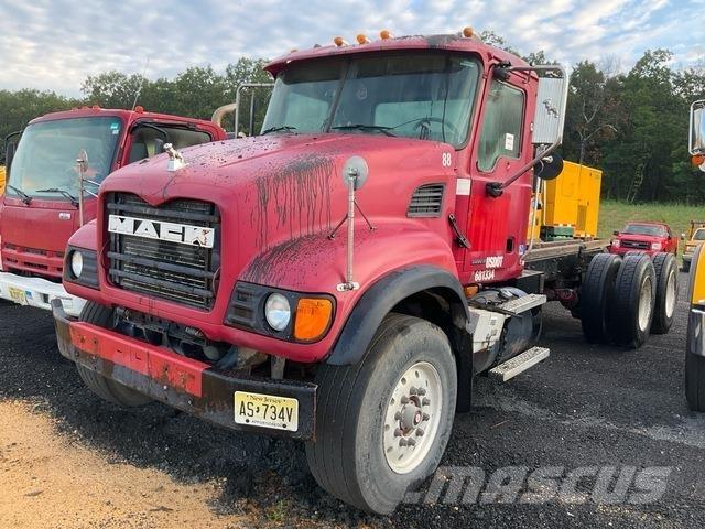 Mack CV713 Kabine i unutrašnjost